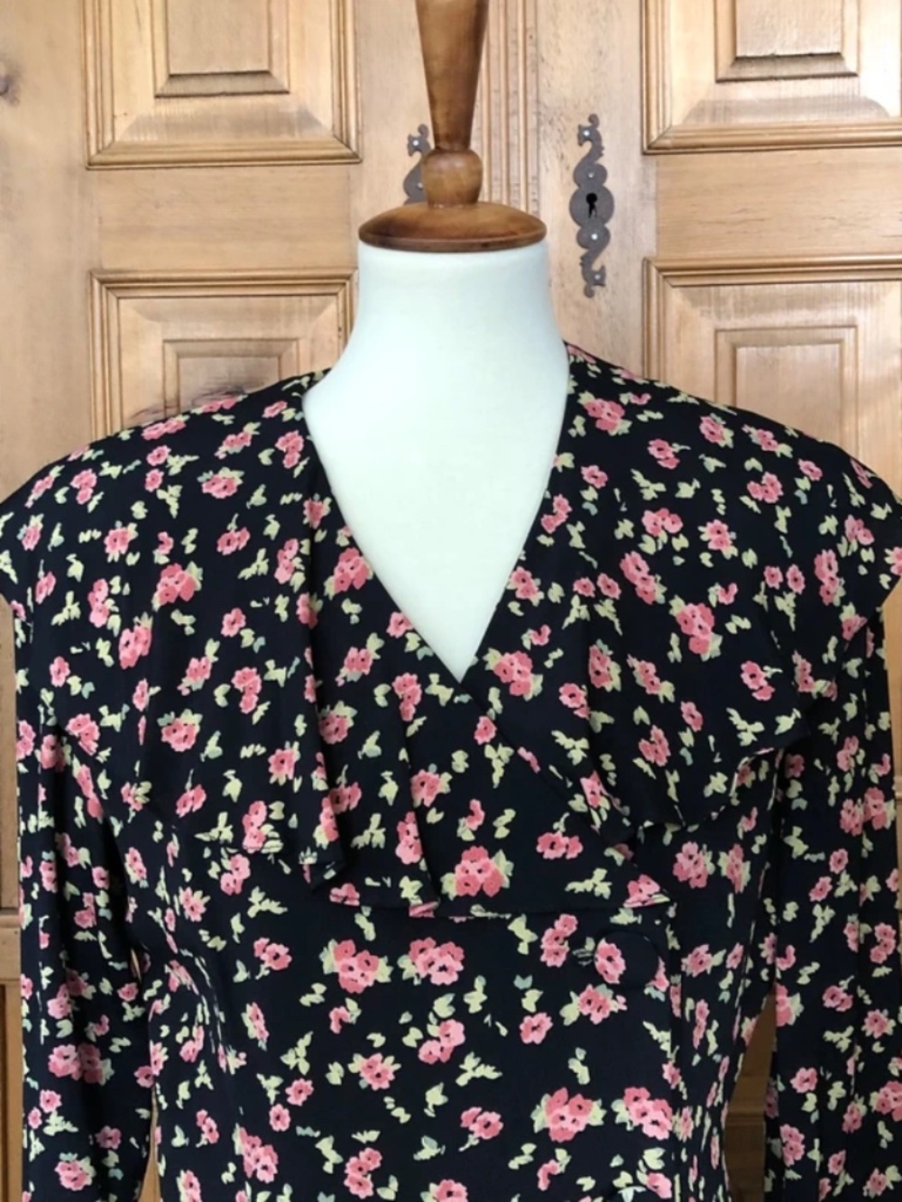 Donna Ricco Long (Maxi/Tea Length) Black Floral Wrap Dress Lined Size 12